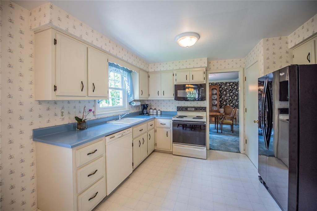 2218 Ramsey Road Monroeville, PA 15146 - Photo 3 of 25 Gallery Image 3
