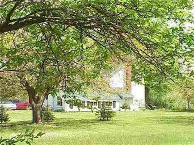 6230 Kruse Road Petersburg, MI 49270 - Photo 2 of 8 767111-1.JPG