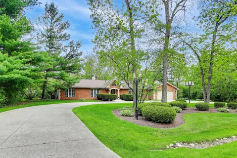 $899,900 | 3414 East Mardan Drive, Long Grove, IL 60047