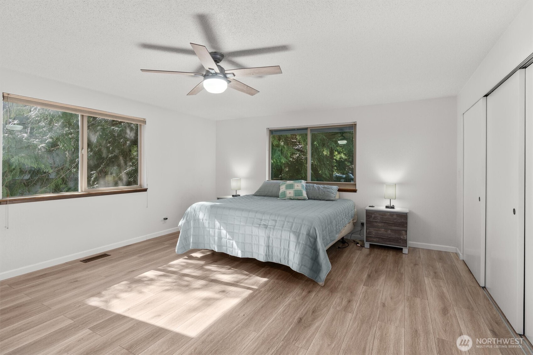 202 168th Street Southeast Bothell, WA 98012 - Photo 5 of 38