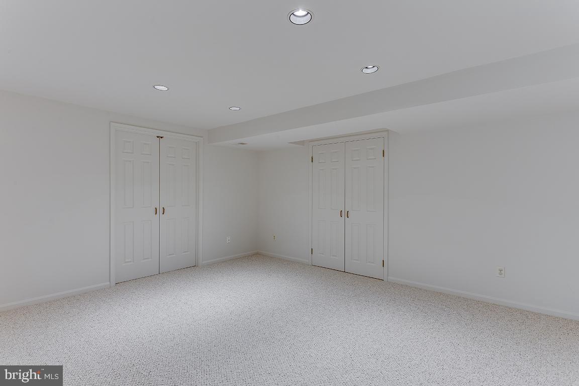 8228 Lakenheath Way Potomac, MD 20854 - Photo 32 of 41 a view of room