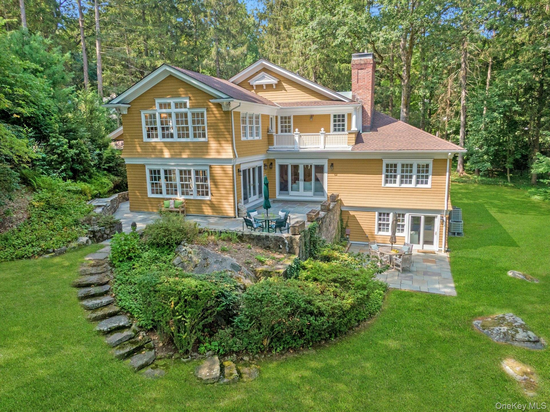 8 North Lake Road Armonk, NY 10504 - Photo 8 of 50