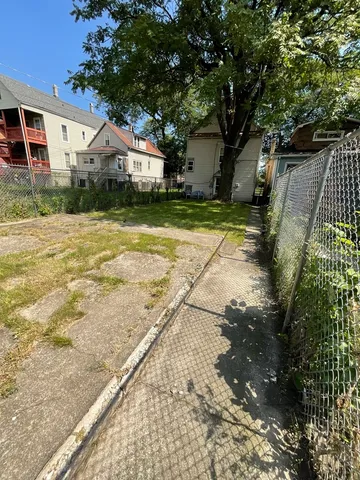 $165,300 | 5742 South Marshfield Avenue, Chicago, IL 60636