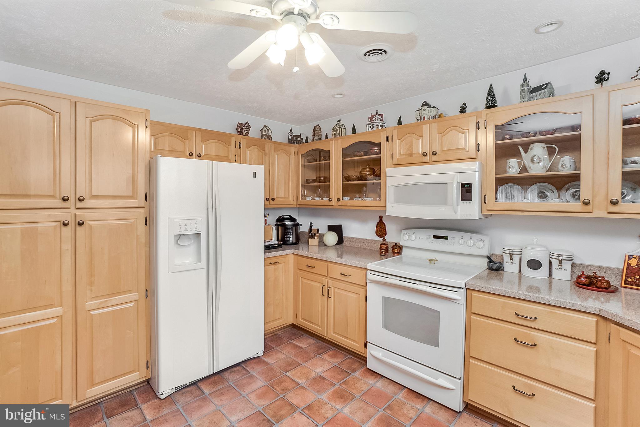 10020 South Faulkner Road Faulkner, MD 20632 - Photo 17 of 28 Kitchen