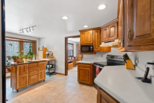 $423,000 | 3258 Peterson Road, Green Bay, WI 54311