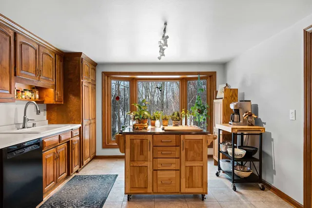 $423,000 | 3258 Peterson Road, Green Bay, WI 54311