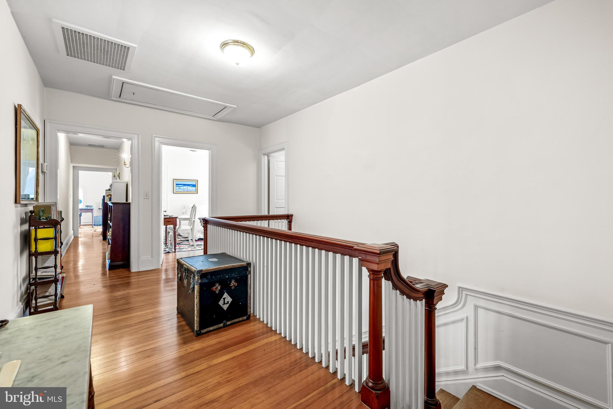 811 St Georges Road Baltimore, MD 21210 - Photo 59 of 97 3rd Level Hall