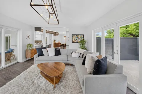 $2,495,000 | 2006 Northwest 3rd Avenue, Delray Beach, FL 33444