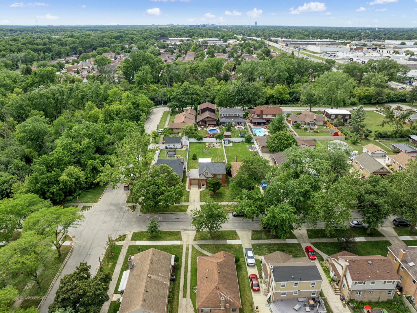 2256 18th Avenue North Riverside, IL 60546 - Photo 31 of 33 an aerial view of multiple house
