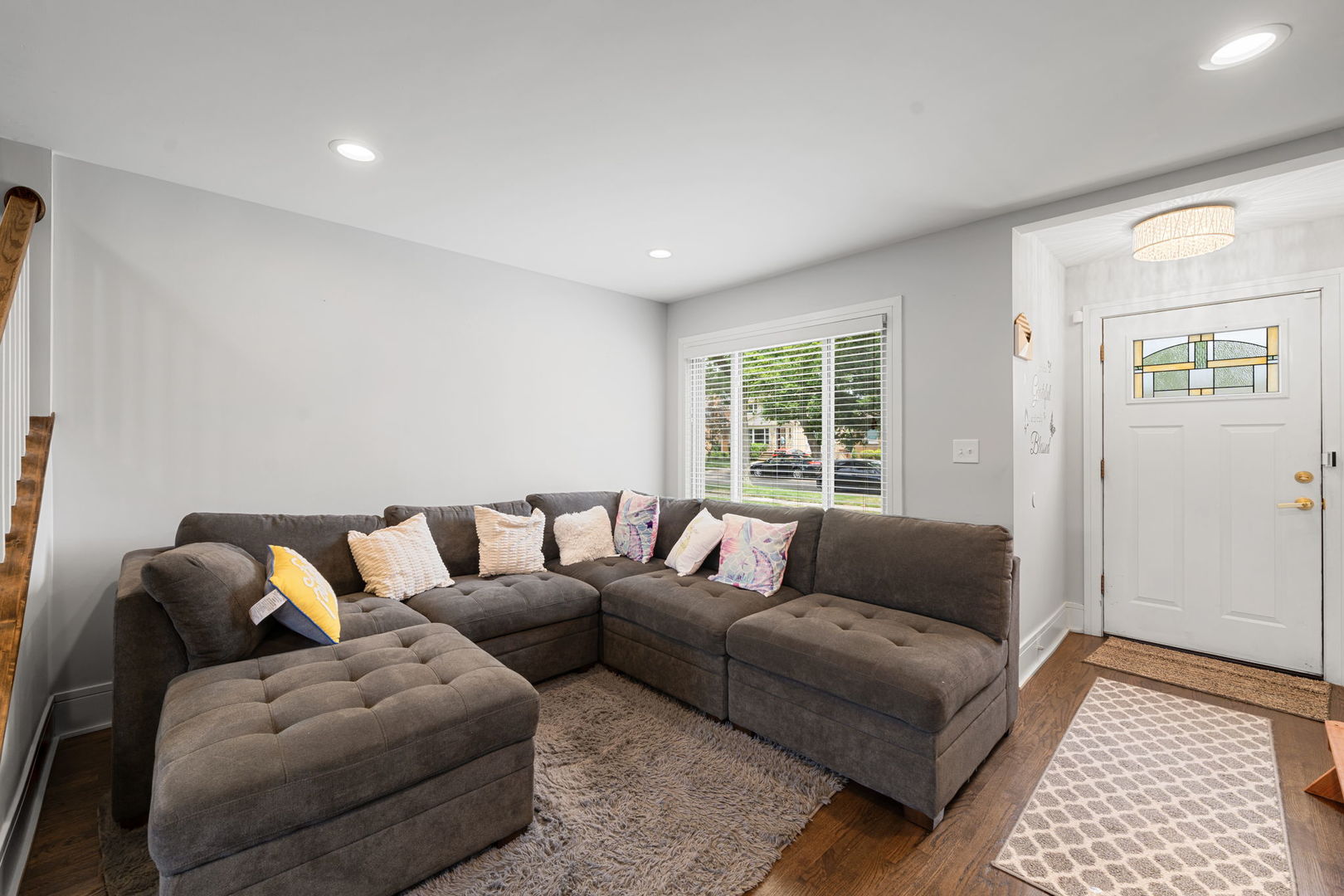 2256 18th Avenue North Riverside, IL 60546 - Photo 9 of 33 a living room with furniture and a window