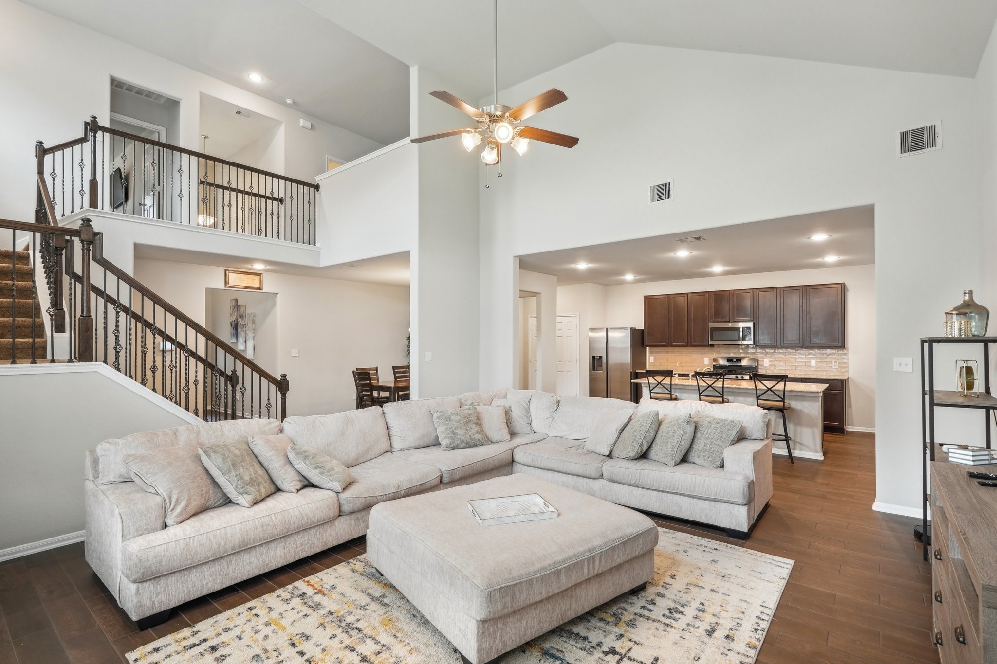 3323 Fogmist Drive Rosenberg, TX 77471 - Photo 5 of 38