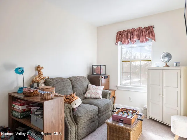 $350,000 | 15 Troy Lane, Highland, NY 12528