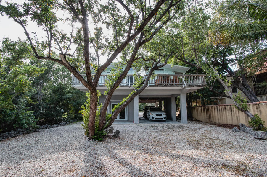 127 East Ridge Road Islamorada, FL 33036 - Photo 1 of 13 7