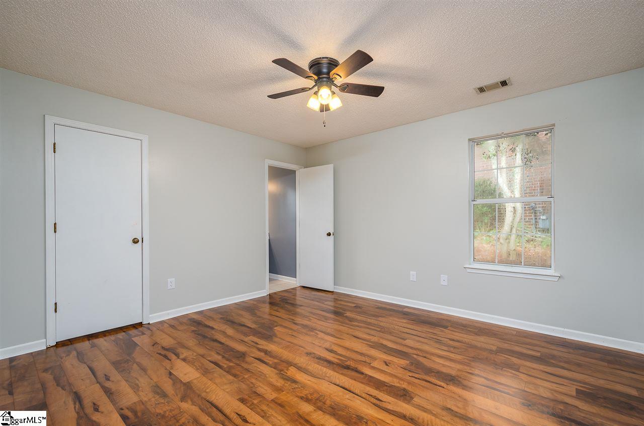 136 B Duncan Chapel Road Greenville, SC 29617 - Photo 13 of 27 Gallery Image 13