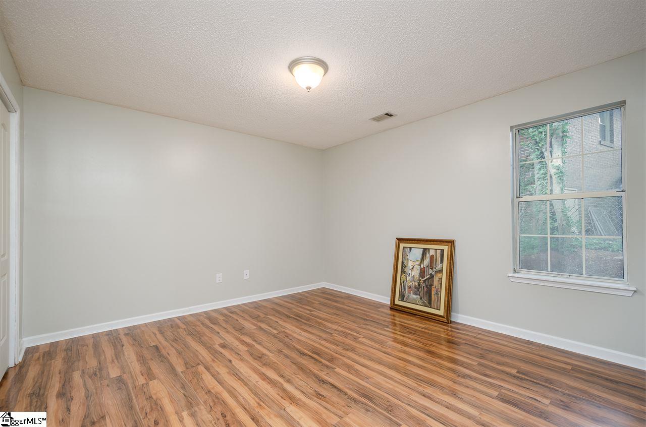 136 B Duncan Chapel Road Greenville, SC 29617 - Photo 16 of 27 Gallery Image 16