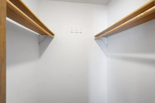 $171,000 | 6248 Magda Drive, Unit D, Maple Grove, MN 55369