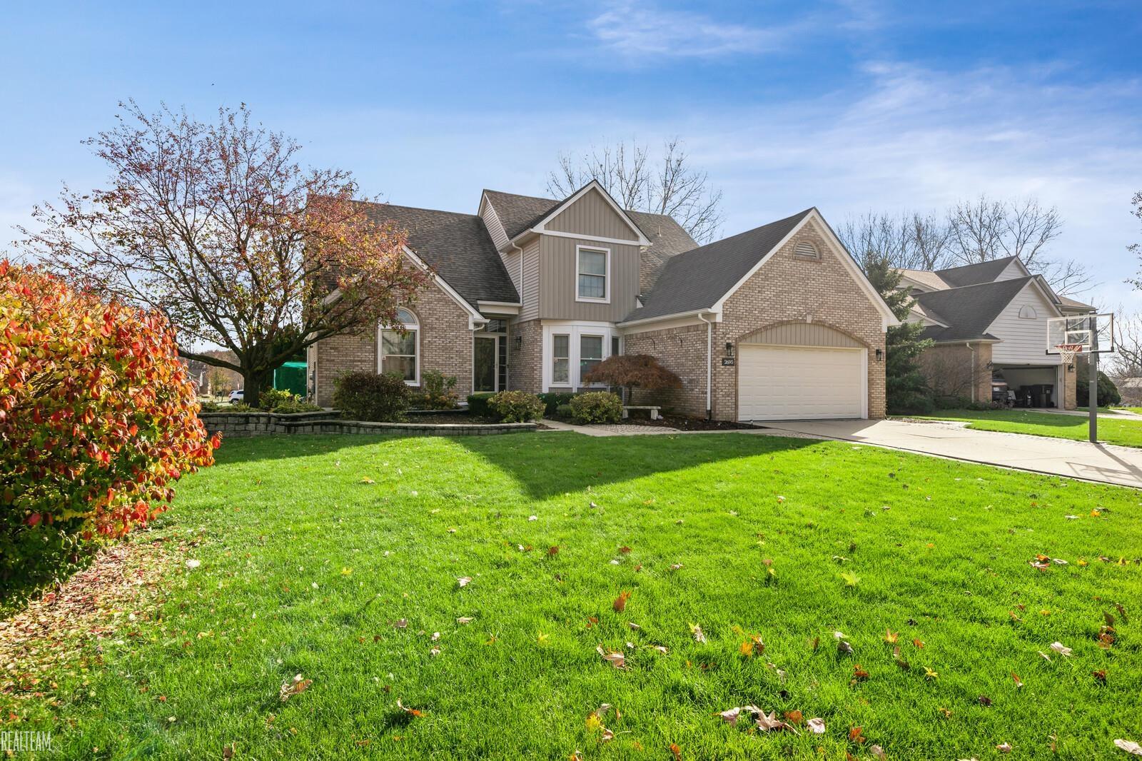2695 Oak View Court Rochester, MI 48307 - Photo 48 of 54 50127528-47.JPG