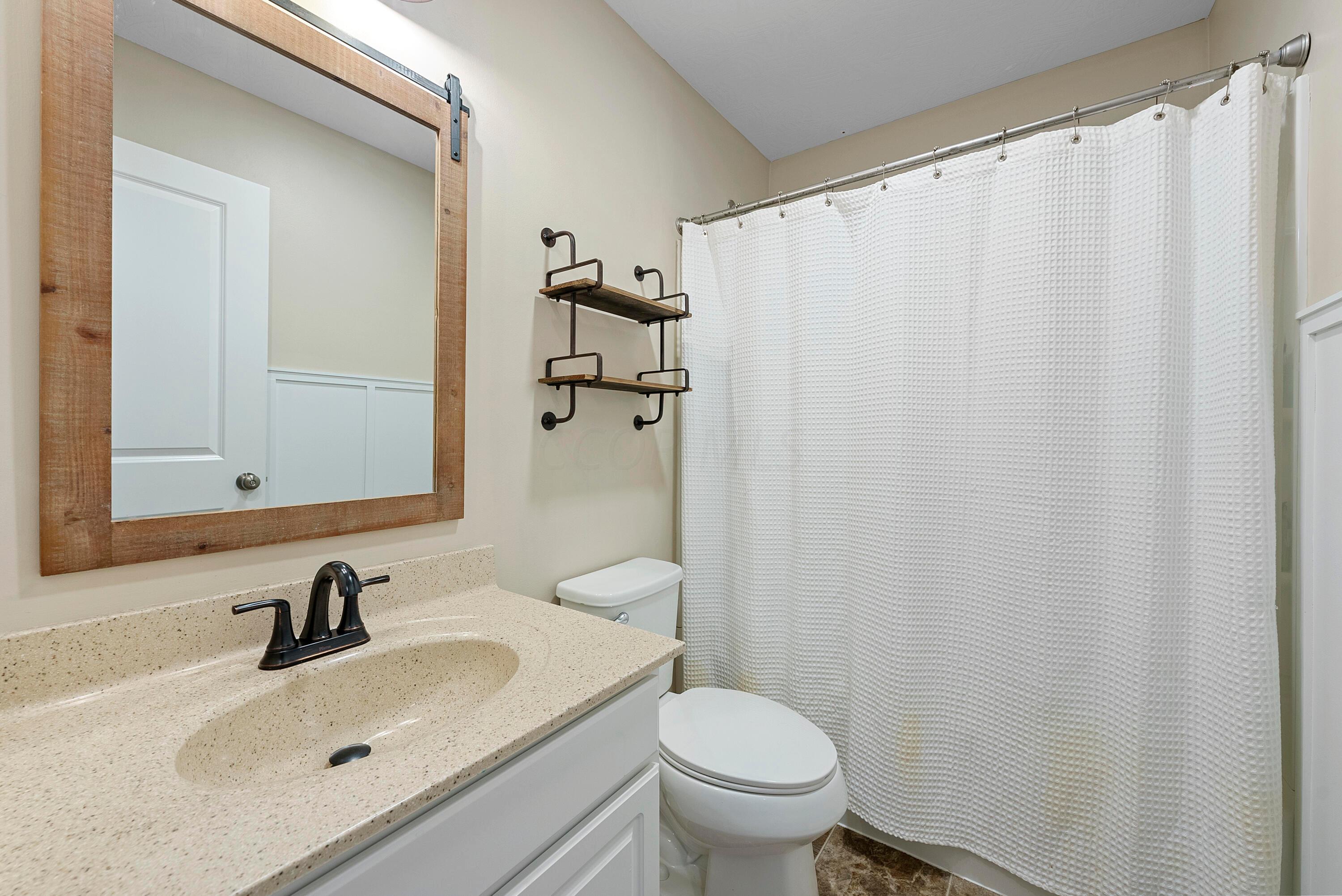 191 Rosewood Loop Southwest Commercial Point, OH 43116 - Photo 35 of 52 DSC04405