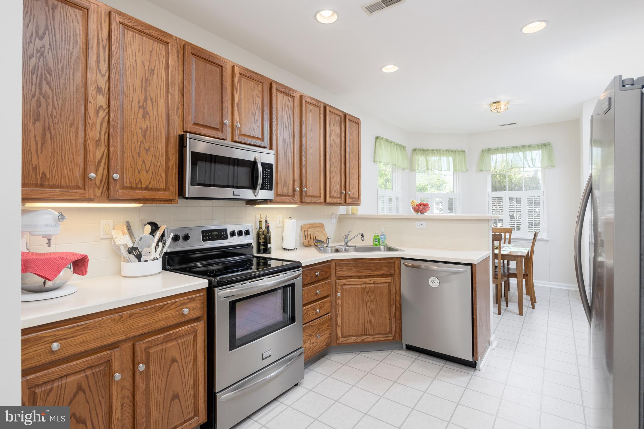 1706 Dawman Road Coatesville, PA 19320 - Photo 8 of 31 Kitchen