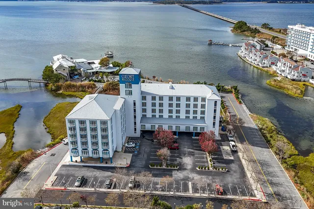 $209,900 | 200 59th Street, Unit 302, Ocean City, MD 21842