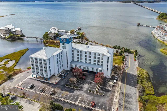 $209,900 | 200 59th Street, Unit 302, Ocean City, MD 21842