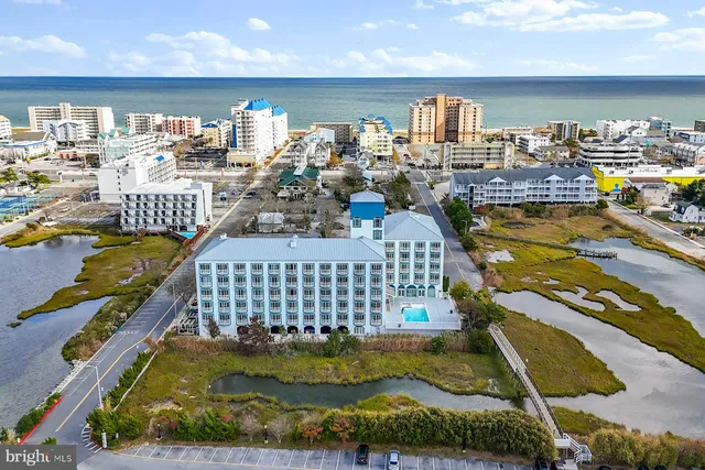 $209,900 | 200 59th Street, Unit 302, Ocean City, MD 21842