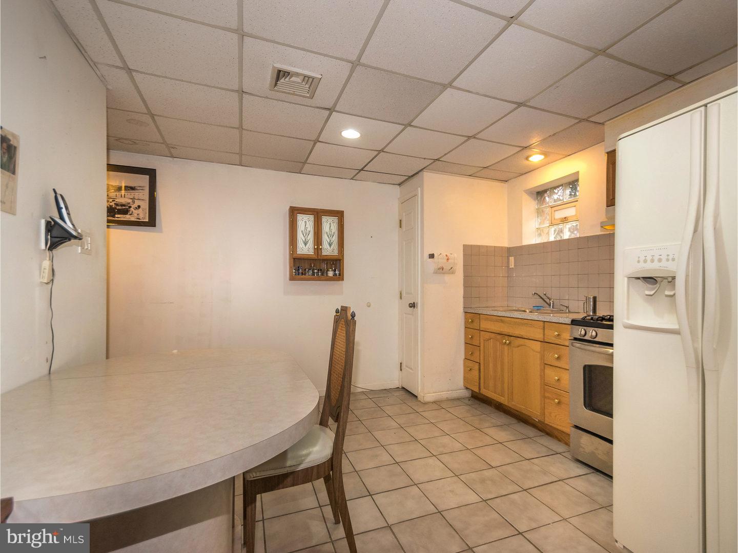 9818 Glenhope Road, Unit B Philadelphia, PA 19115 - Photo 18 of 25 In-law Suite
