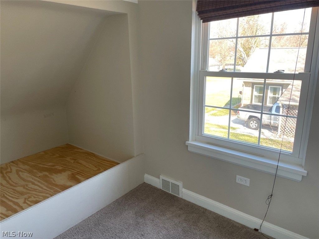 6211 Seneca Road Mentor, OH 44060 - Photo 12 of 20 Gallery Image 12
