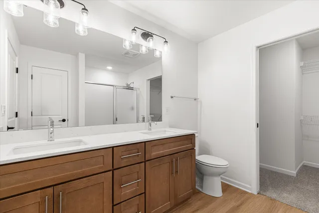 $397,900 | 544 Hunter Oaks Boulevard, Unit 601, Watertown, WI 53094