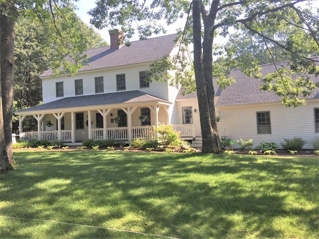 4 Skunk Road Merrimac, MA 01860 - Photo 3 of 26