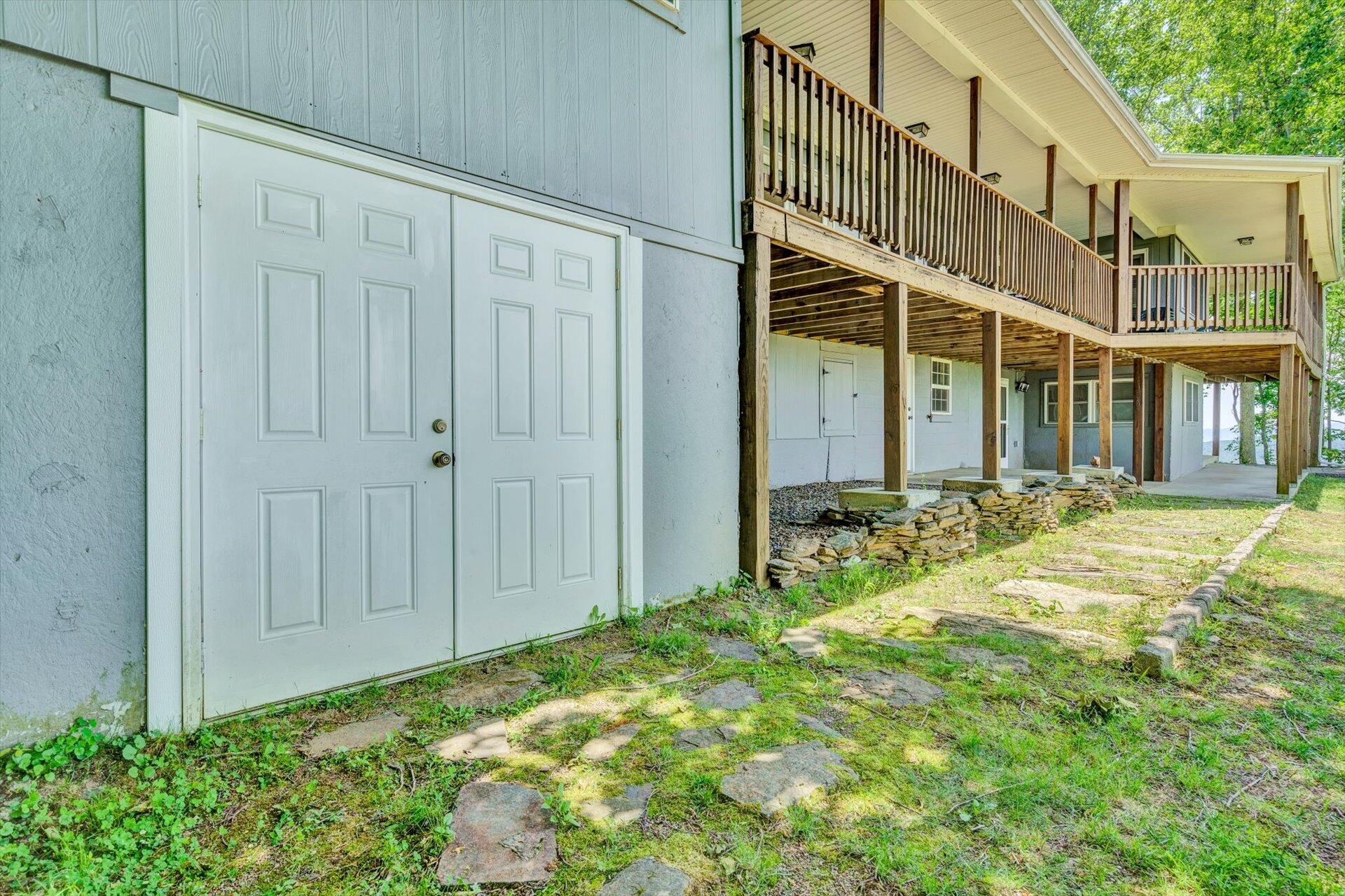 2005 Walnut Knob Road Southeast Floyd, VA 24091 - Photo 56 of 71 front view of a house with a yard