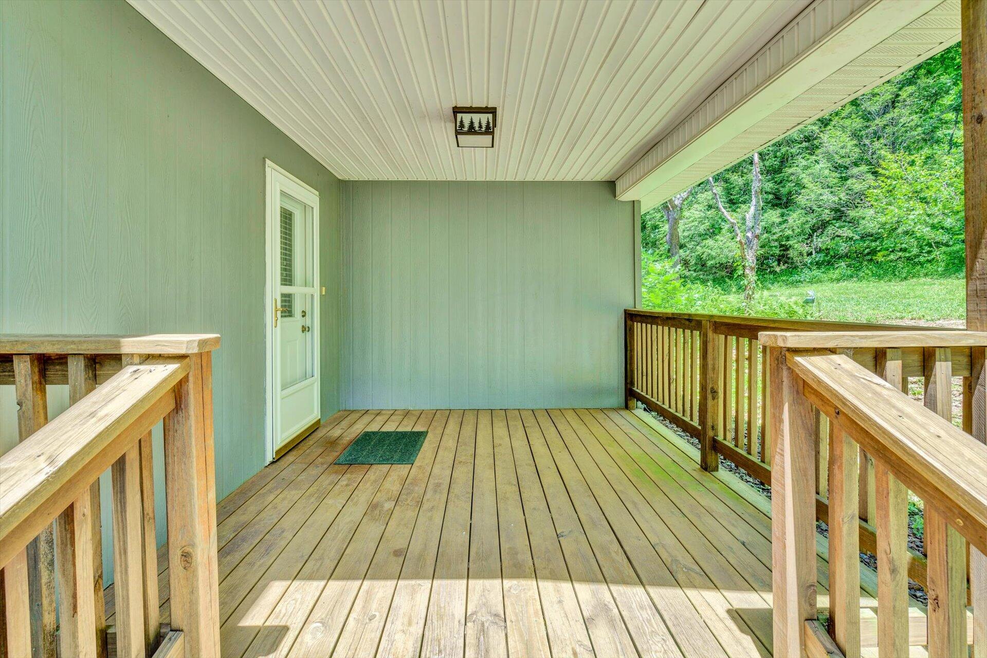 2005 Walnut Knob Road Southeast Floyd, VA 24091 - Photo 10 of 71 10-061820210111