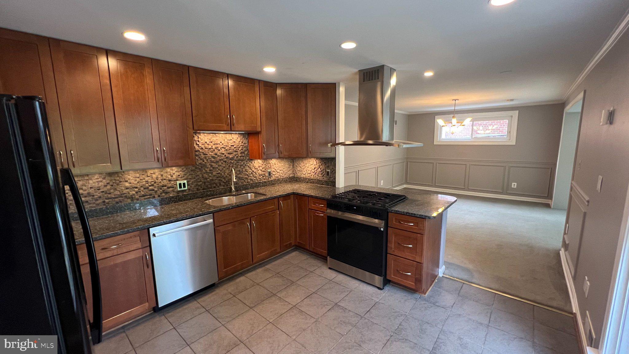12907 Dean Road Wheaton, MD 20906 - Photo 19 of 39 Gallery Image 19