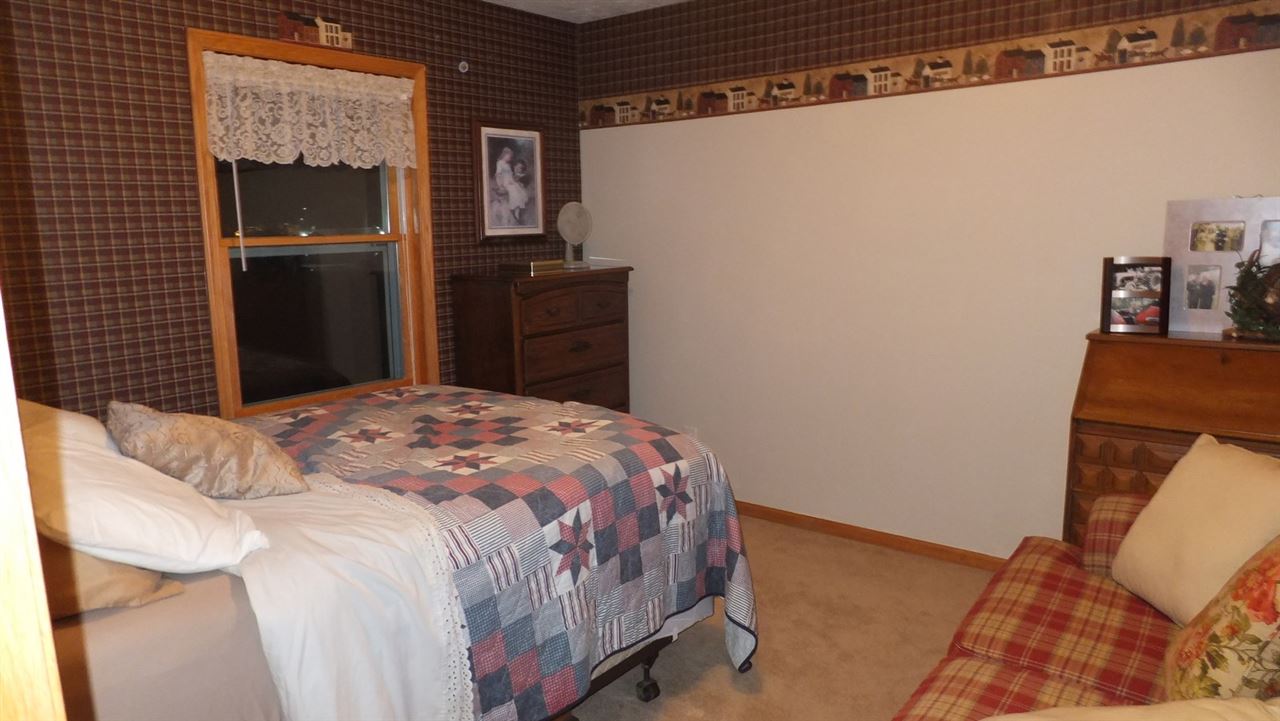 1204 Lipp Farm Road Benzonia, MI 49616 - Photo 16 of 49 1813099-15.JPG