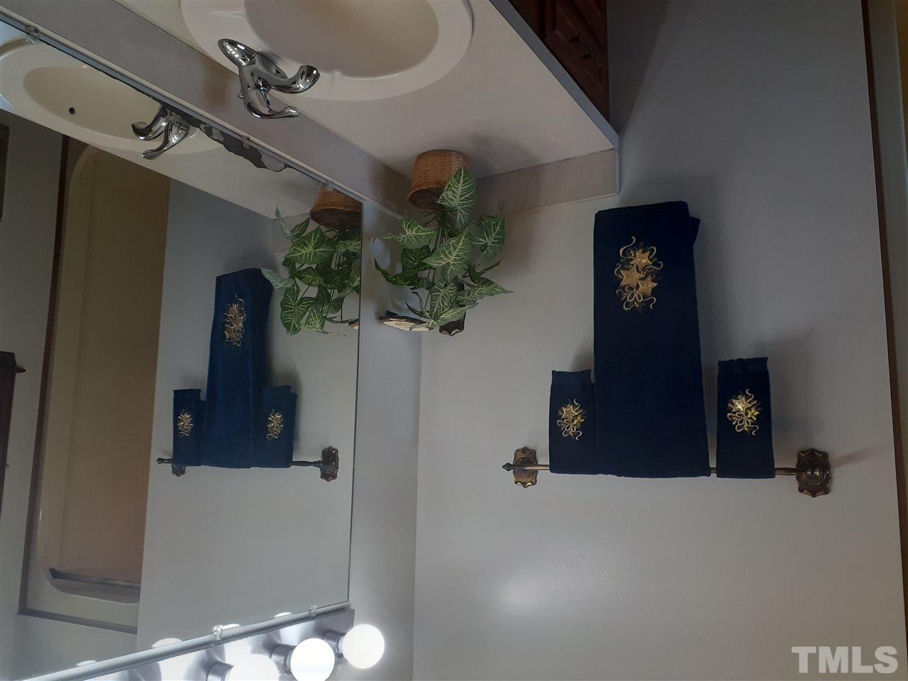 526 Pope Road Dunn, NC 28334 - Photo 8 of 21 Gallery Image 8