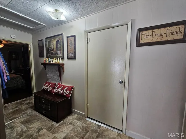 $88,900 | 406 North Anderson Avenue, Gideon, MO 63848