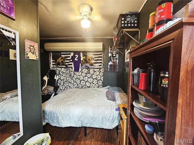 $88,900 | 406 North Anderson Avenue, Gideon, MO 63848