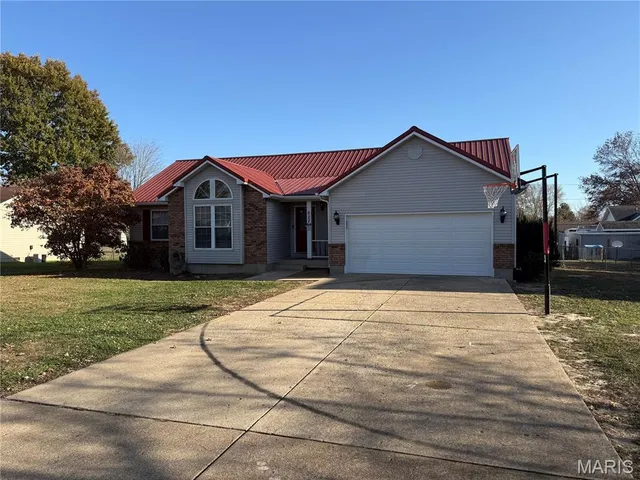 $299,900 | 622 Ann Street, Farmington, MO 63640