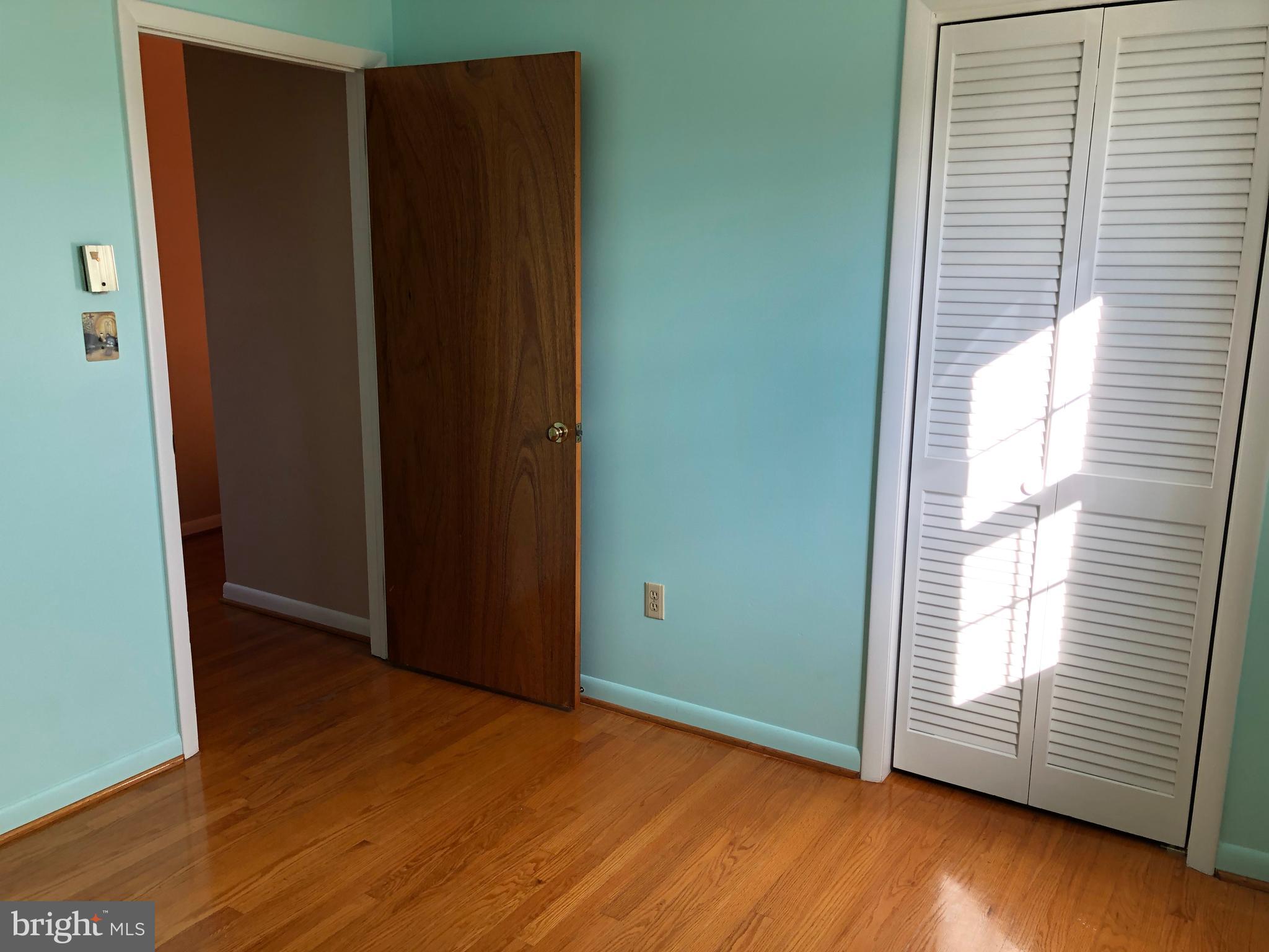 10628 Old Frederick Road Thurmont, MD 21788 - Photo 25 of 45 Second bedroom.