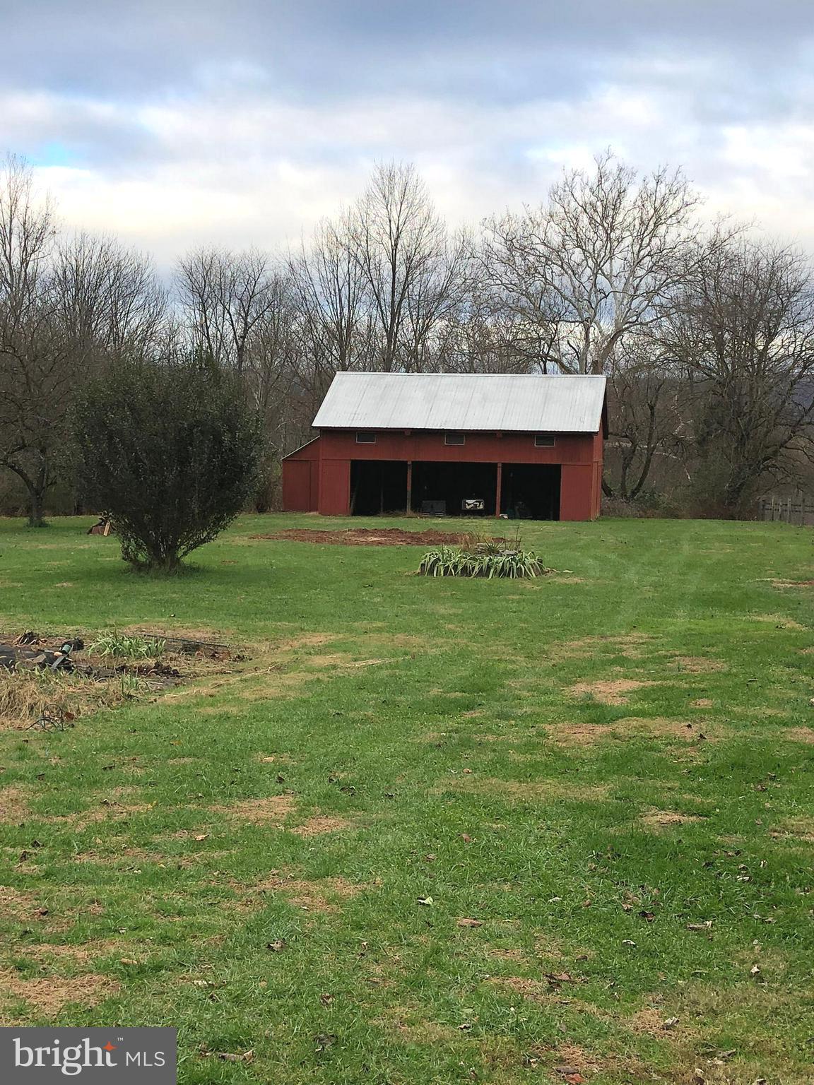 10628 Old Frederick Road Thurmont, MD 21788 - Photo 43 of 45 Barn for your animals.