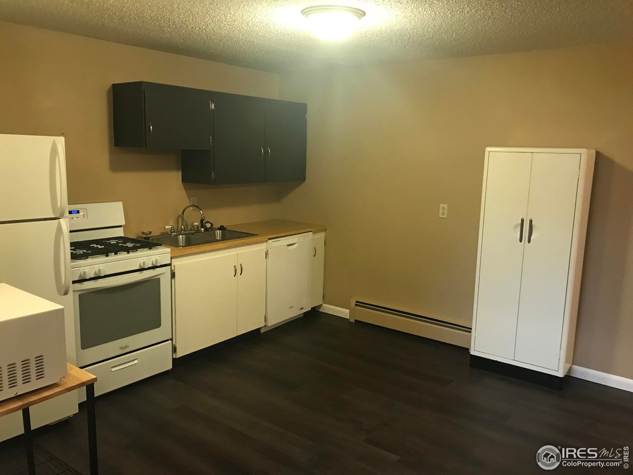 2127 14th Street Road Greeley, CO 80631 - Photo 28 of 36 Kitchen