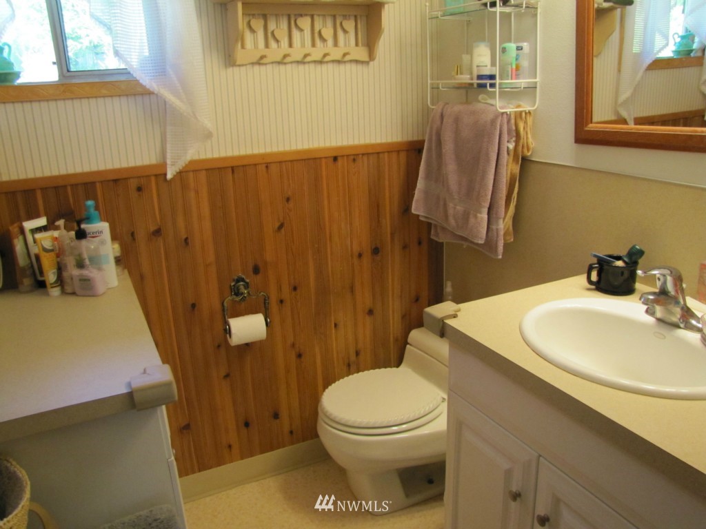684 Oxenford Road Port Angeles, WA 98363 - Photo 10 of 15 Gallery Image 10