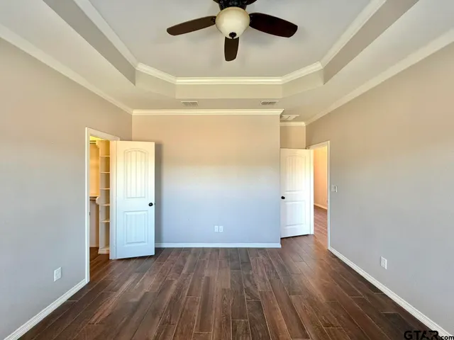 $1,950 | 325 Kingdom Boulevard, Lindale, TX 75771