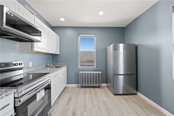 $1,895 | 18 Loreto Street, Unit 2, Providence, RI 02904