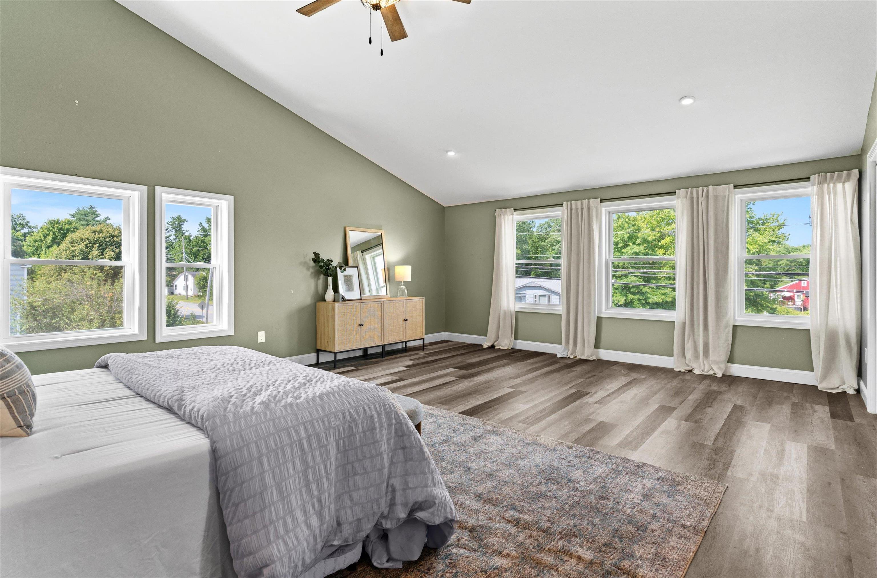 786 South Mammoth Road Manchester, NH 03109 - Photo 15 of 39 Gallery Image 15