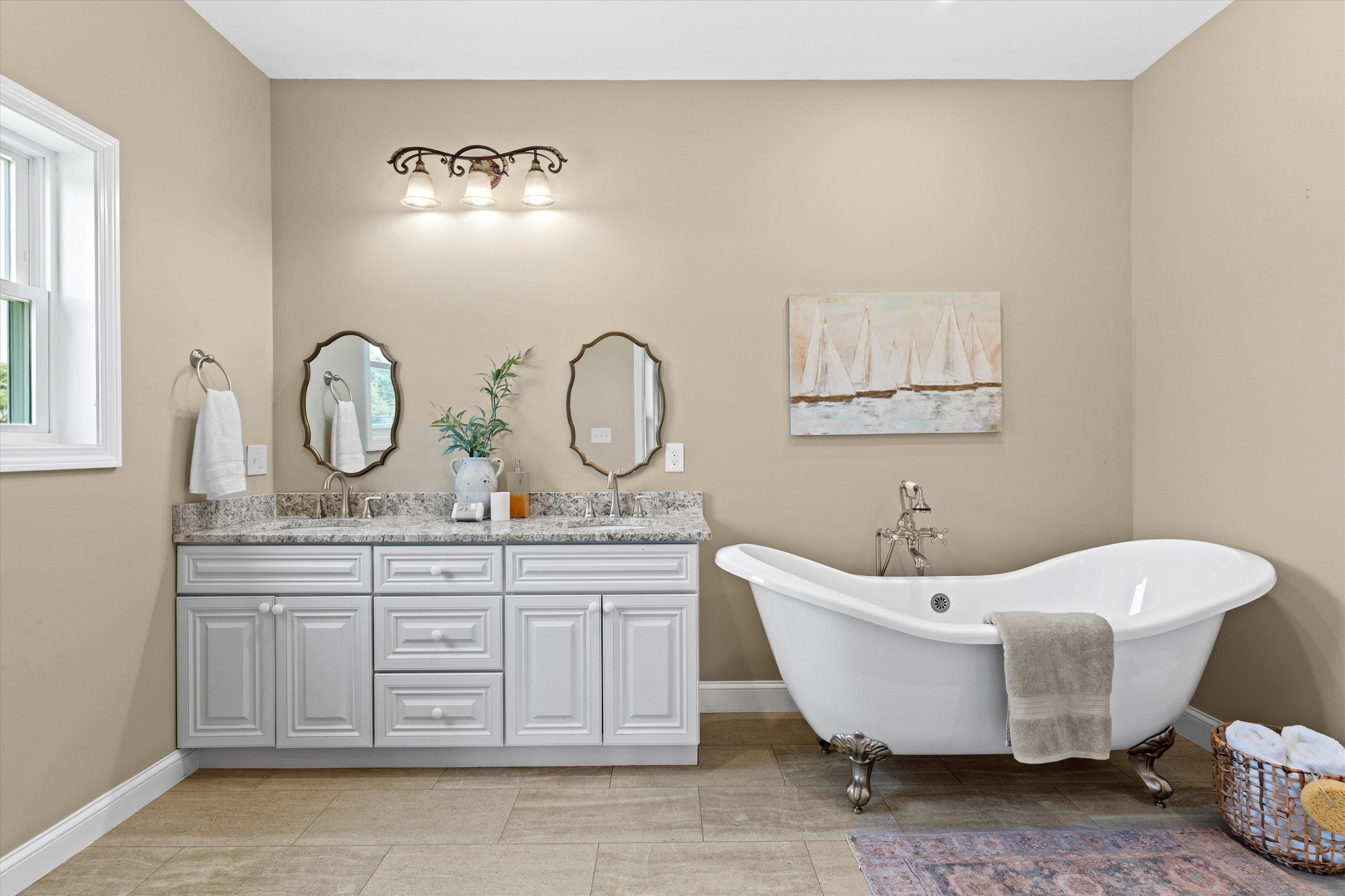 786 South Mammoth Road Manchester, NH 03109 - Photo 19 of 39 Gallery Image 19