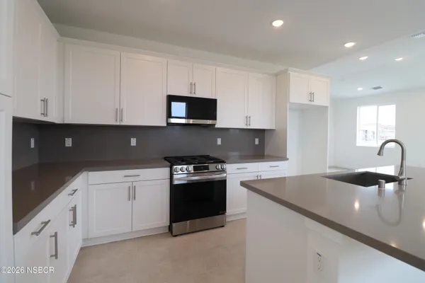 $3,700 | 1713 River Vista Way, Lompoc, CA 93436