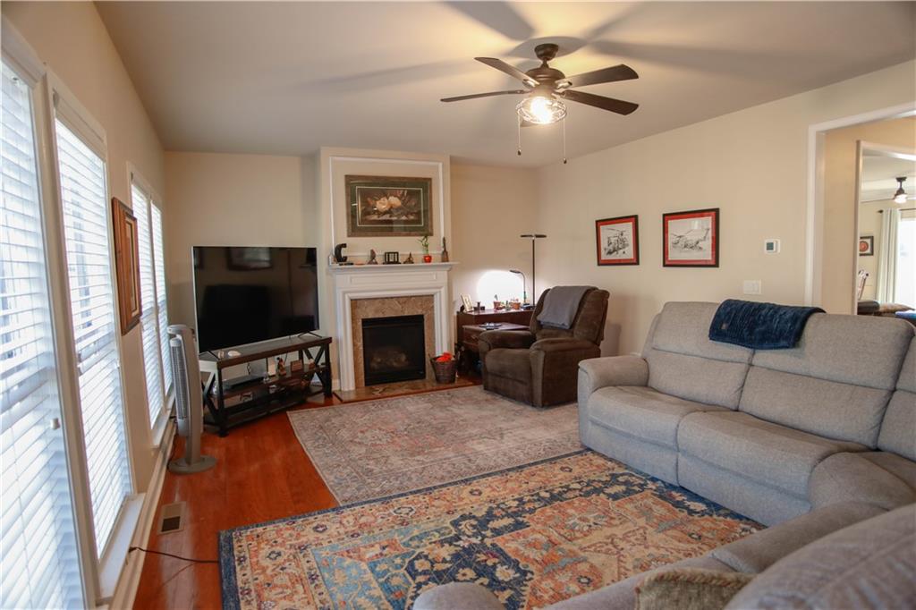 810 Liberty Bell Run Hoschton, GA 30548 - Photo 11 of 49