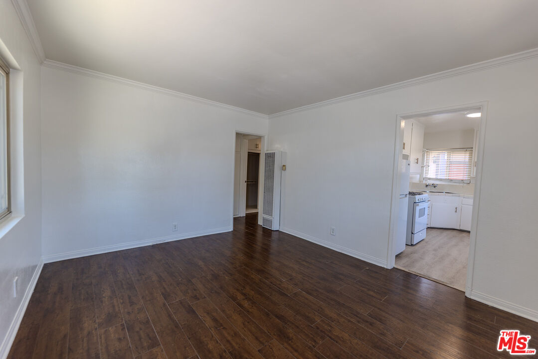 233 East Alameda Avenue, Unit A Burbank, CA 91502 - Photo 2 of 24