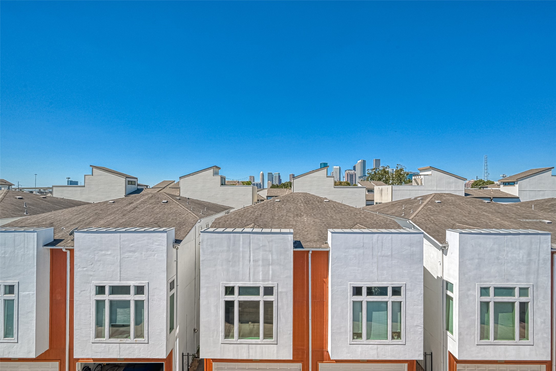 2748 Clay Street Houston, TX 77003 - Photo 4 of 8